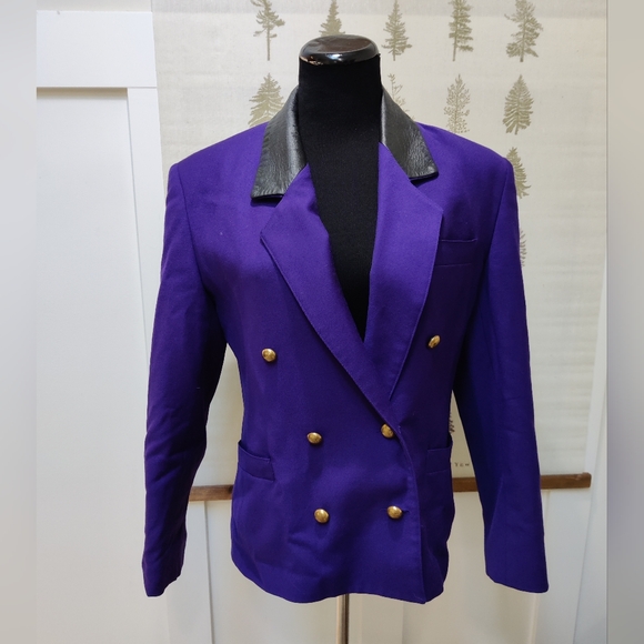 Zacks Jackets & Blazers - Vintage Purple Wool Blazer with Black Faux Leather Collar & Gold Buttons – Zacks